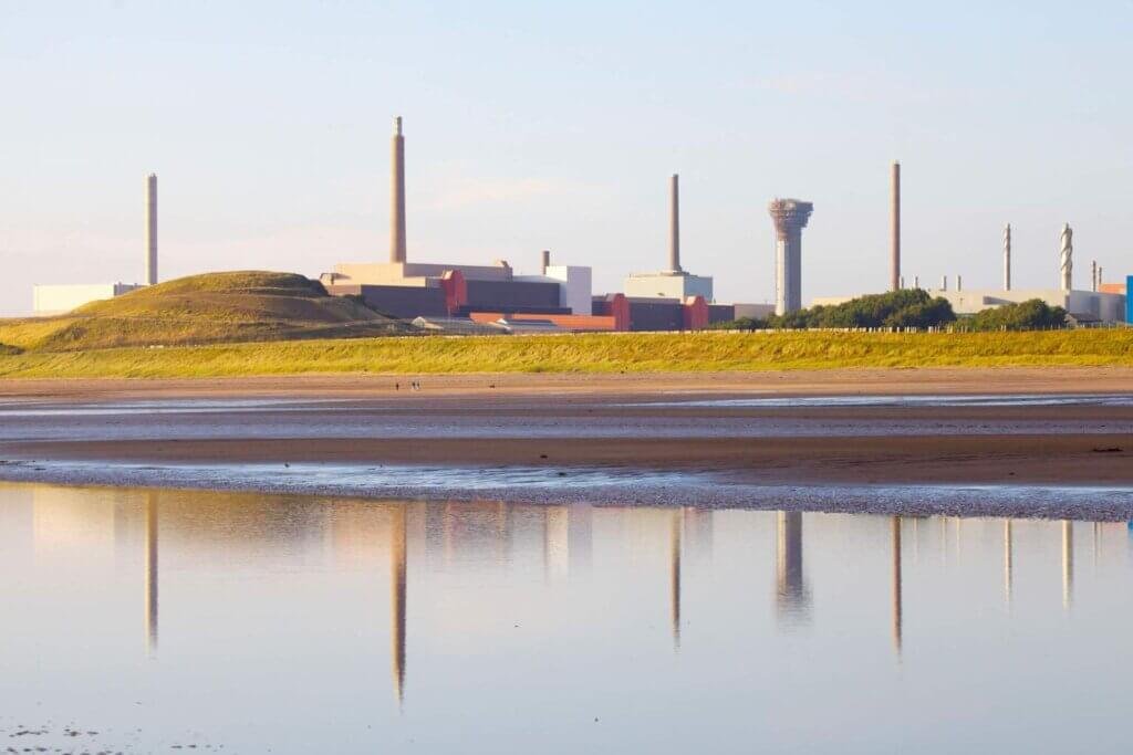Penalties for Whistleblowers: The Chilling Costs of Warning About the Safety of Sellafield Sellafield Nuclear Power facility in Cumbria. -Photo: Andrew Findlay/Alamy
